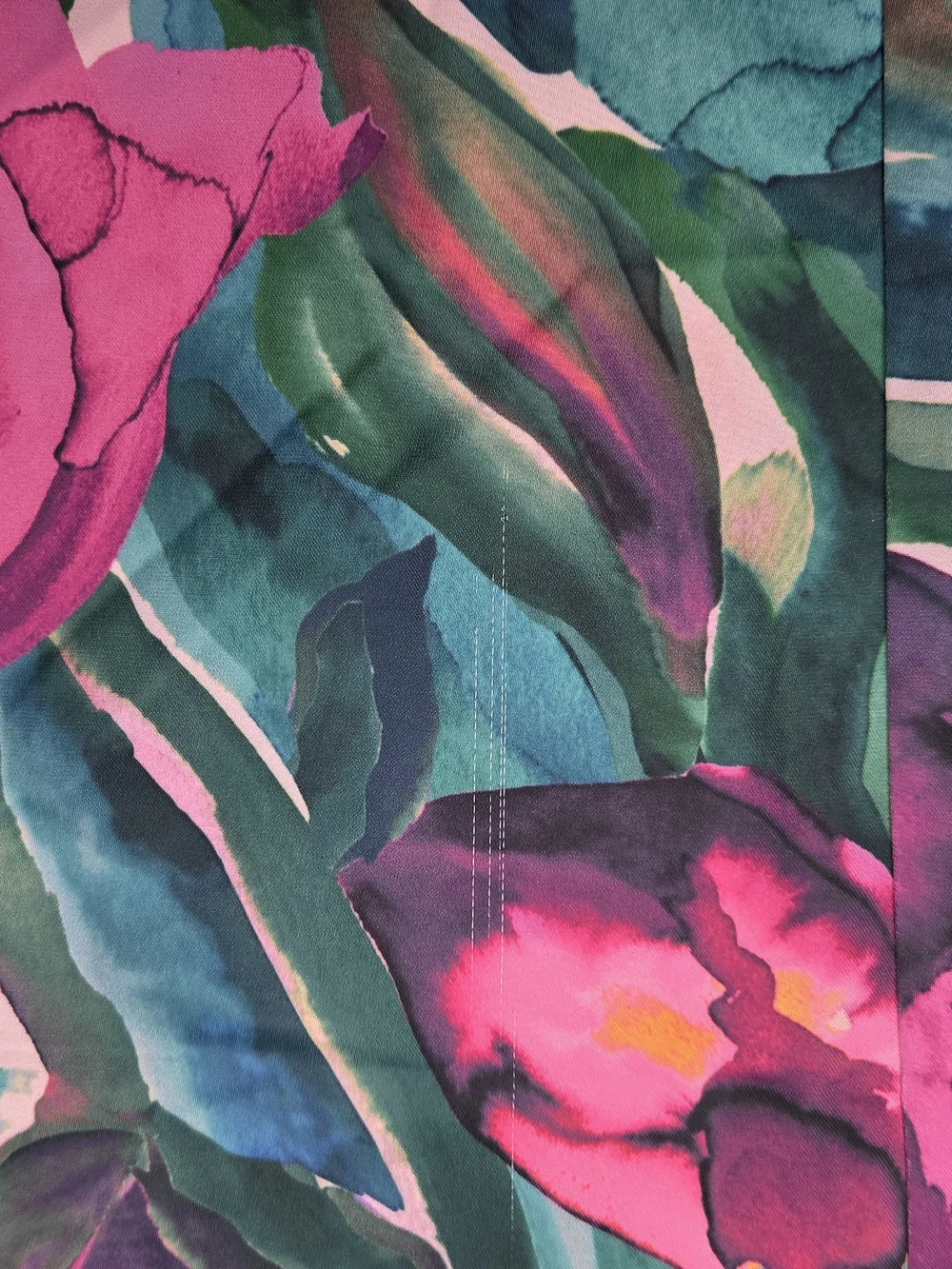 Fabletics EcoSatin Pajama Set - Painted Tulips Floral (2-Piece) Size Small